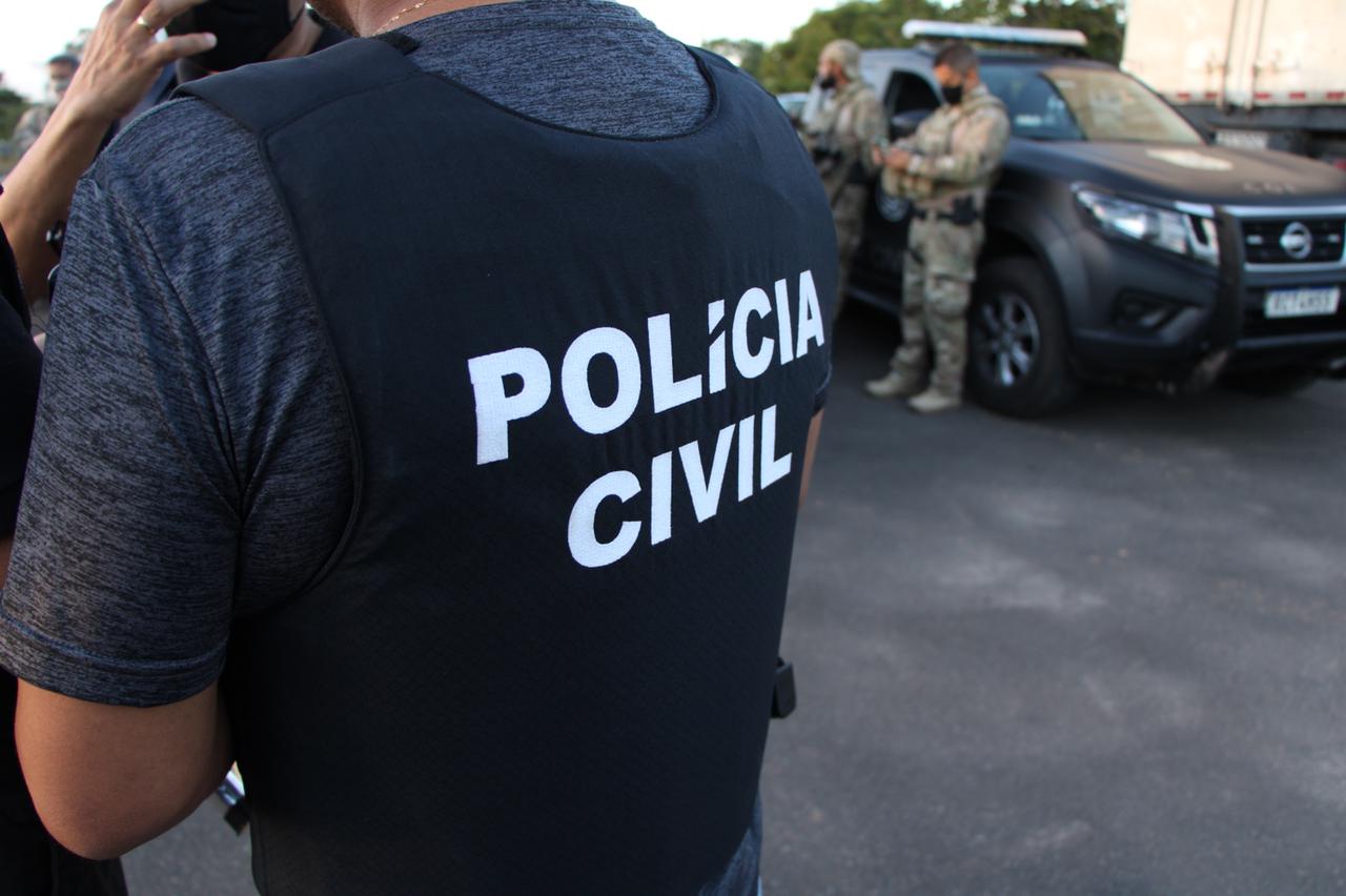 Homem é morto a facadas na Praça da Piedade