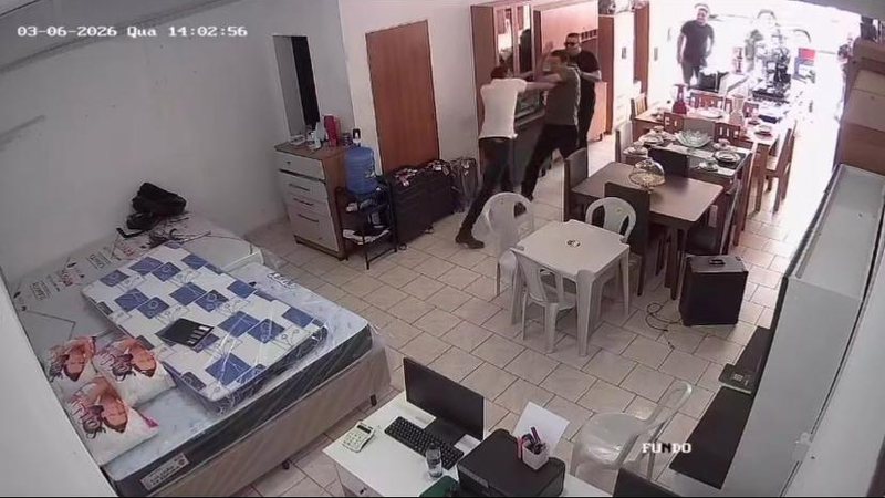 Prefeito de cidade baiana agride vereador