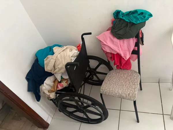 Cinco idosos são resgatados após denúncia de maus-tratos em abrigo de Salvador