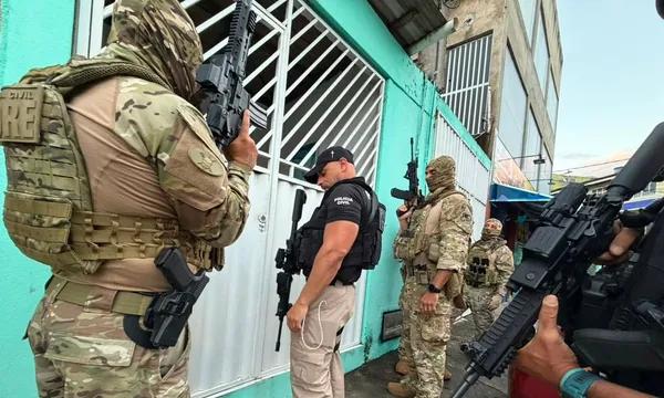Oito advogados são presos em operação contra facções em presídios na Bahia