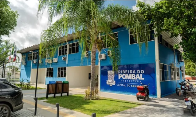 Prefeitura baiana abre concurso com salários de até R$2.212,36