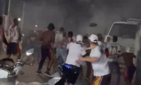 Confronto entre torcidas organizadas assusta moradores de Jardim Cajazeiras, em Salvador