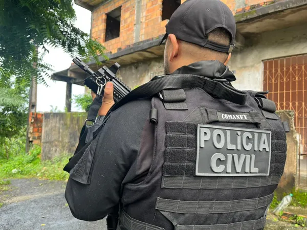 Três homens são presos por suspeita de matar homem a facadas em bar na Bahia
