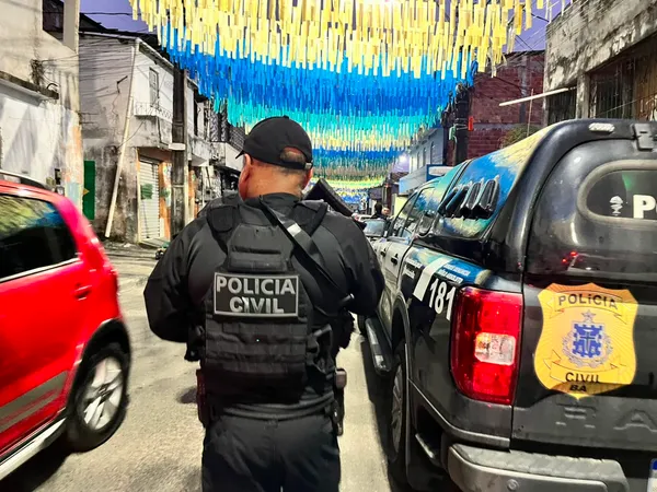 Operação em Salvador mira organização criminosa e bloqueia quase R$ 50 milhões em bens