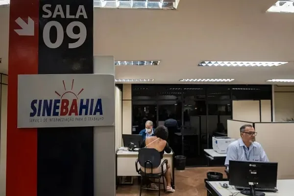 Coordenador de análises clínicas e serralheiro: veja vagas de emprego do SineBahia para esta quarta (16)