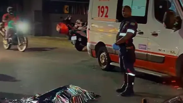 Motociclista morre após bater de frente com micro-ônibus em viaduto de Salvador